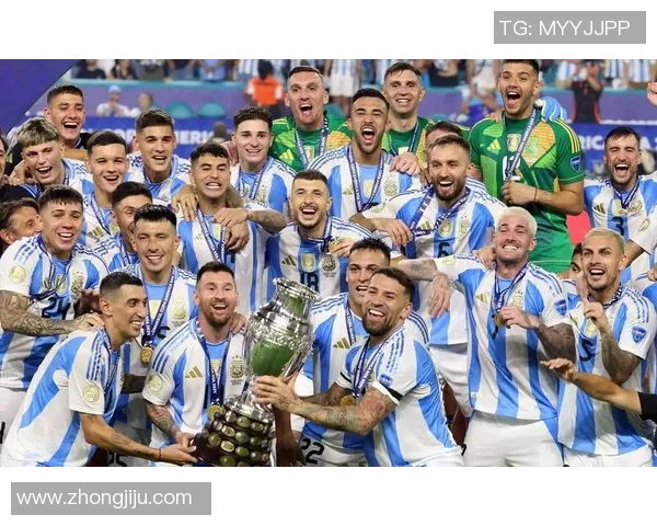 全球足球传奇球星梦幻联队组建方案:从梅西到C罗打造史上最强阵容 全球足球传奇球星梦幻联队组建方案:从梅西到C罗打造史上最强阵容